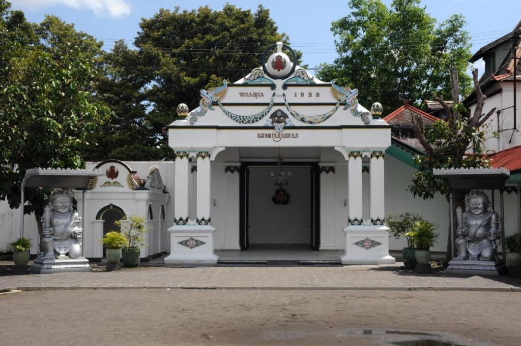 Spot On 91911 Rejeki Homestay Syariah Malioboro Yogyakarta Eksteriør bilde